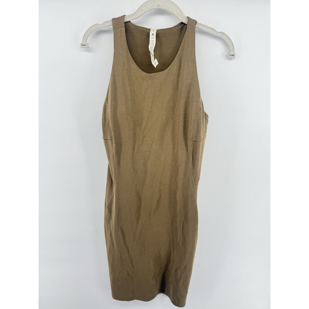 Lululemon Size 8 Slim-Fit Above-Knee Dress, Artifact Brown built in bra